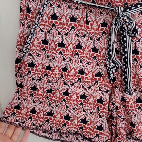 Loft Boho Tie Waist Shorts - Picture 2 of 7